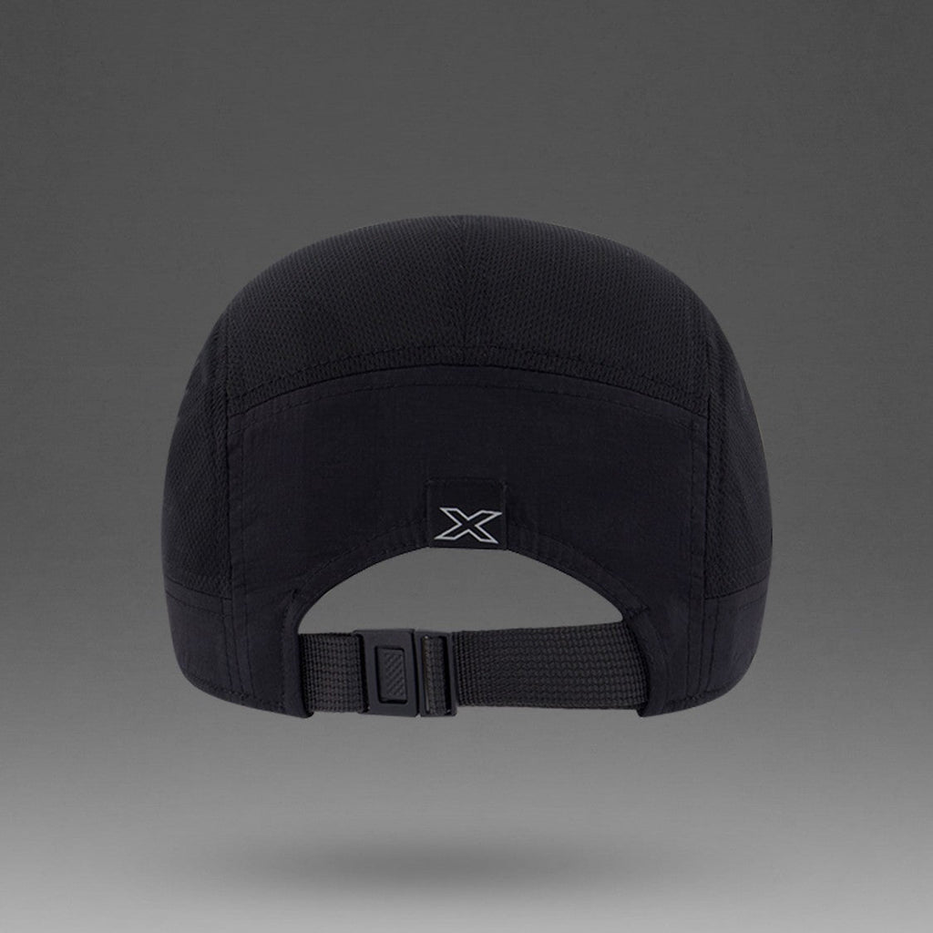 2XU Light Speed Cap | Black / Silver Reflective