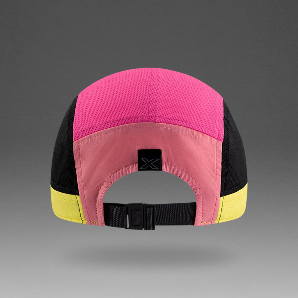 2XU Light Speed Cap | Volt / Fuchsia