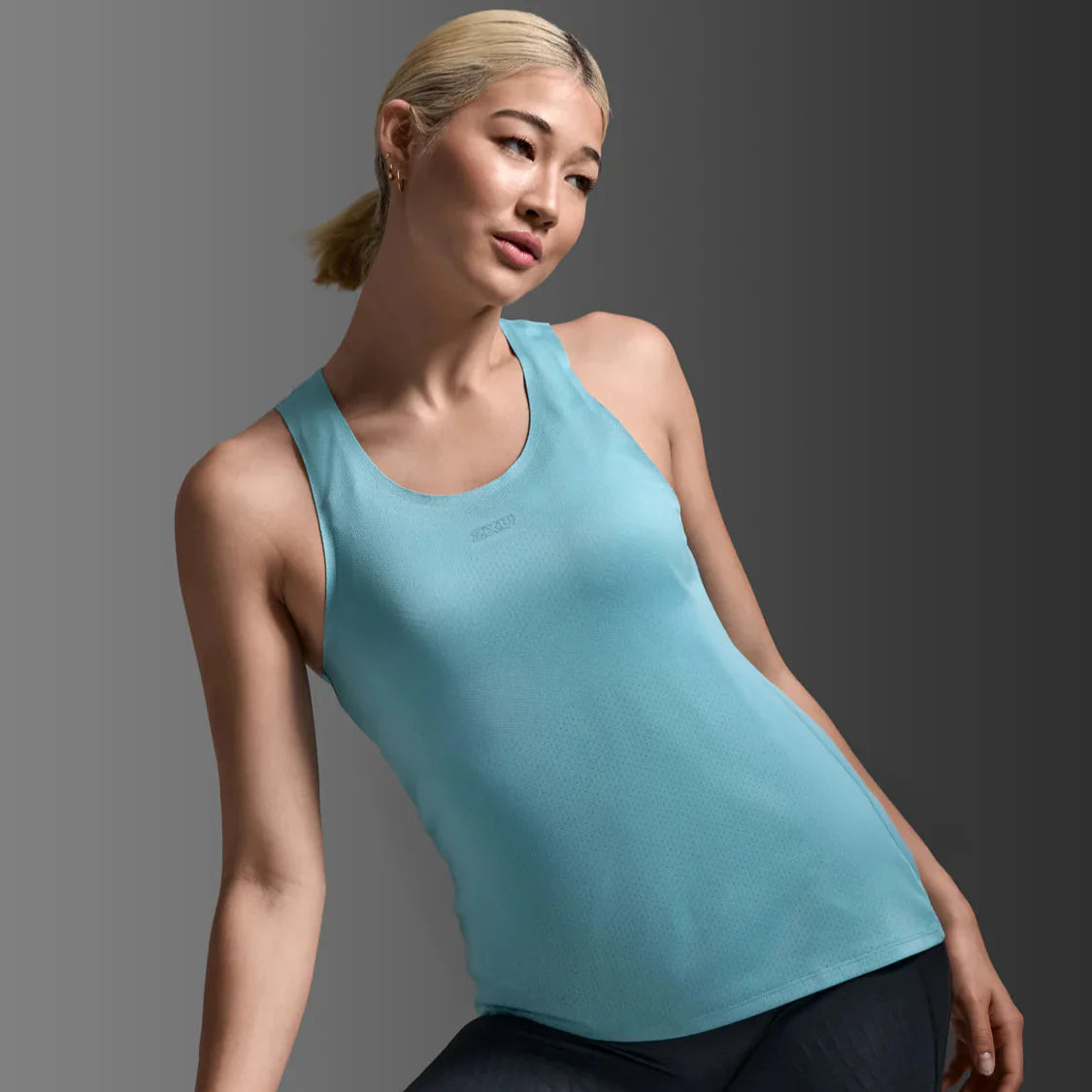 2XU Light Speed Tech Singlet | Retro Blue / Reflective | Womens