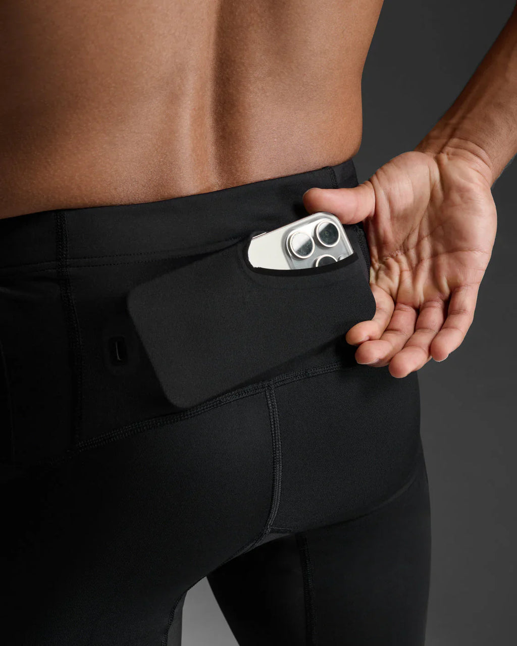 2XU Men's Light Speed Compression Tights - Black/ Black Reflective