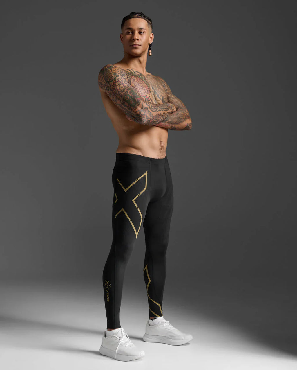 2XU Men's Light Speed Compression Tights - Black/Gold Reflective