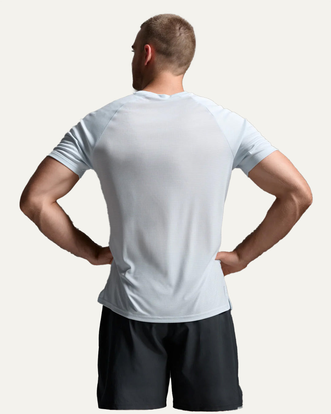 2XU Men's Aero Mesh Tee - Moonstone/Black Reflective