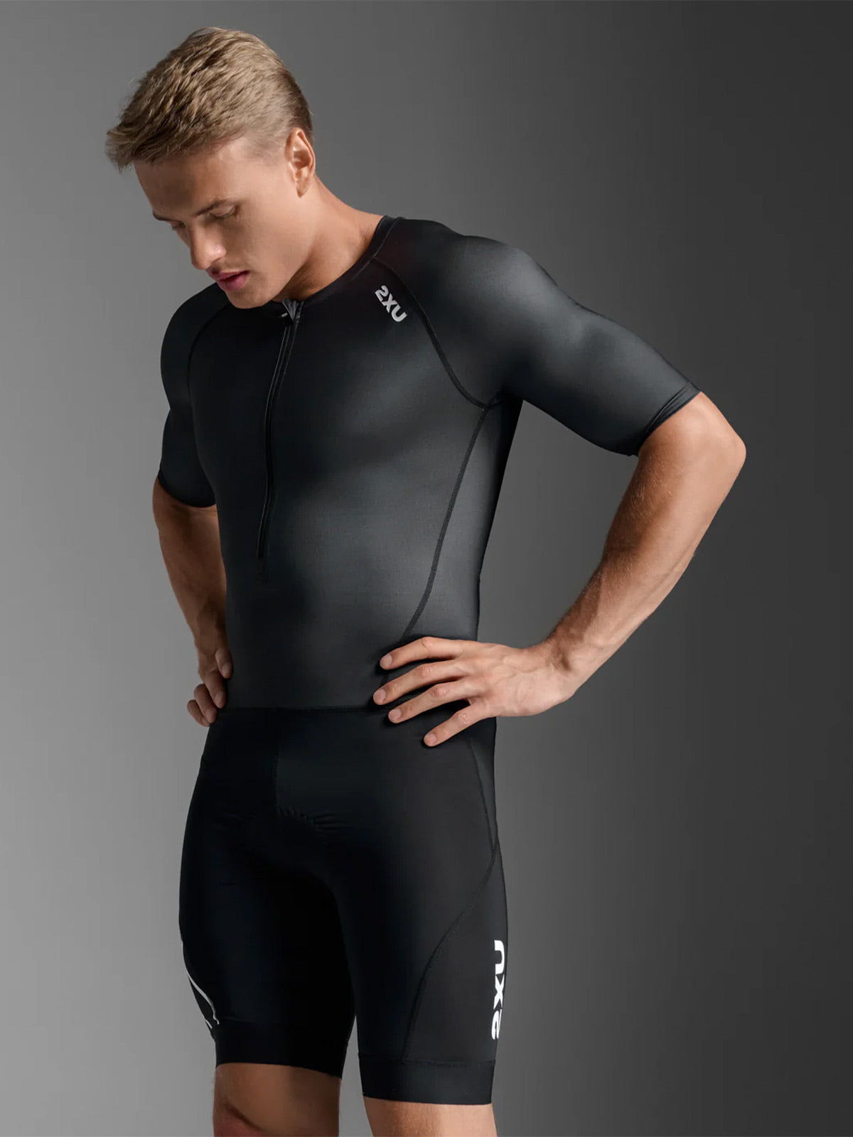 2XU Men's Core Sleeved Trisuit - Black/White