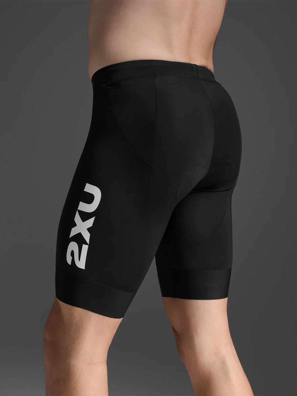 2XU Men's Aero Tri 9inch Shorts - Black/White