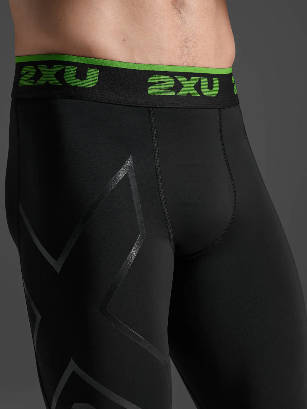 2XU Men's Refresh Recovery Comp Tights - Black/Nero