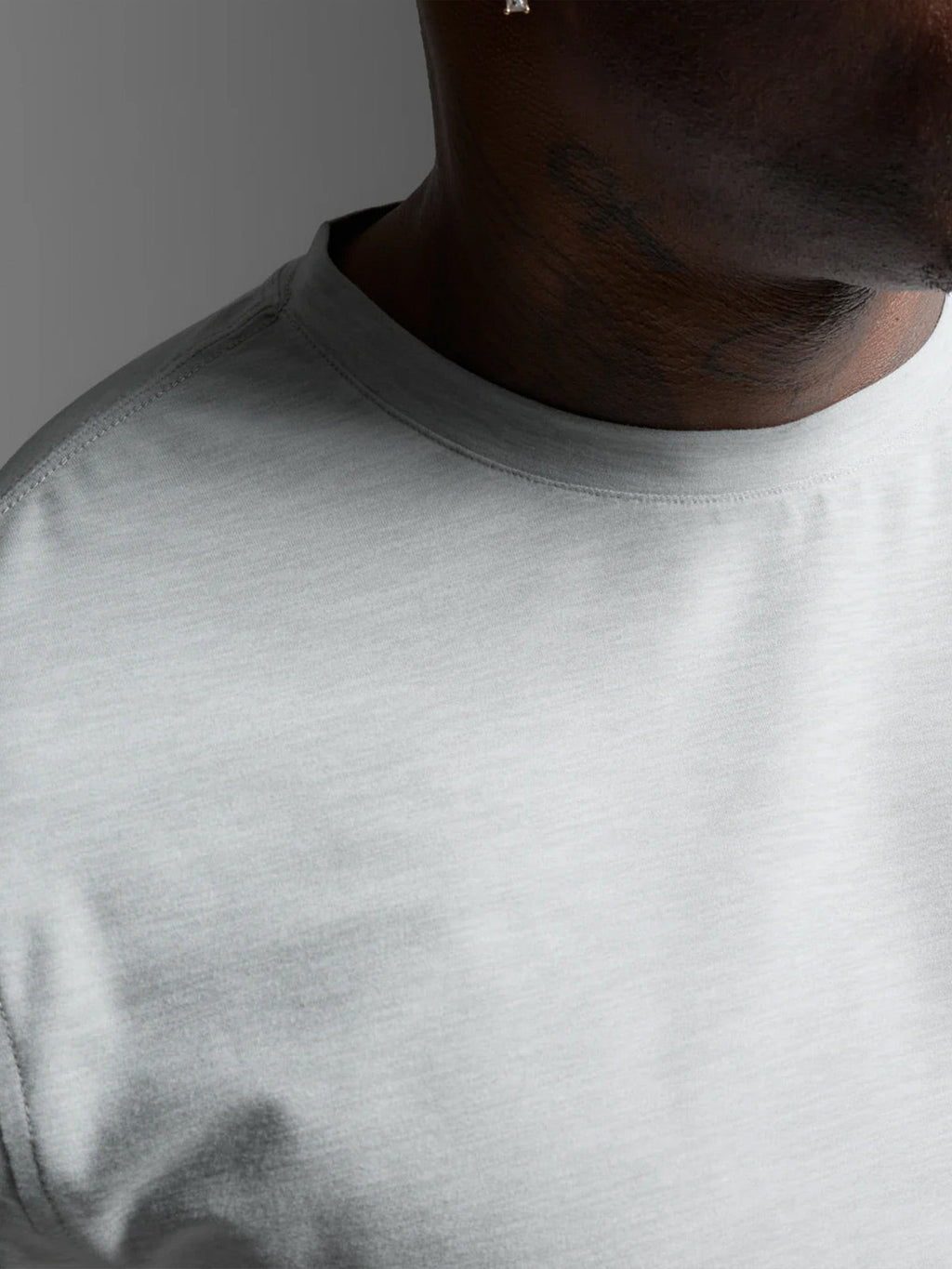 2XU Men's Signature Soft Jersey Tee - Harbor Mist/Harbor Mist